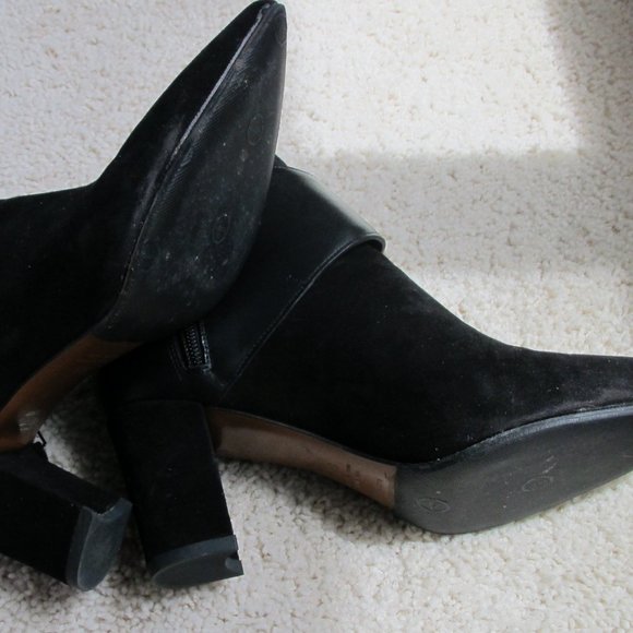 Like New Aquatalia Italian Made Suede/Leather Ankle Boots - Picture 6 of 8